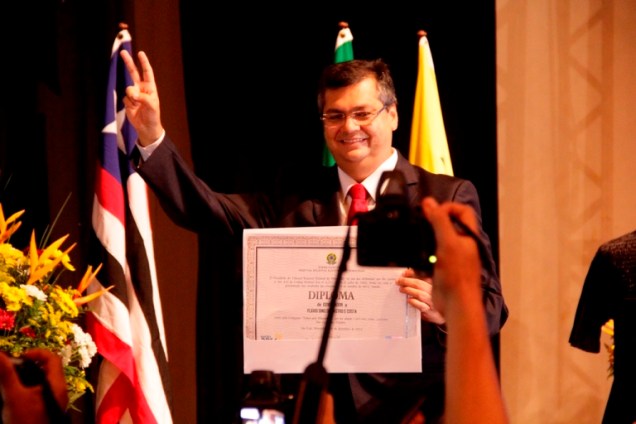 flavio-diplomado