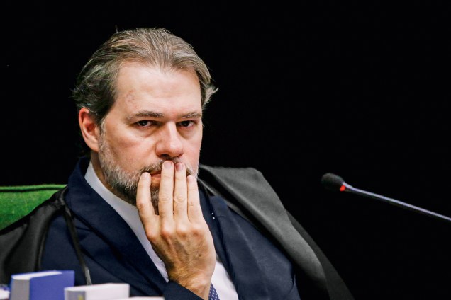 Lewandowski diz que far· todos esforÁos para concluir hoje julgamento de Gleisi