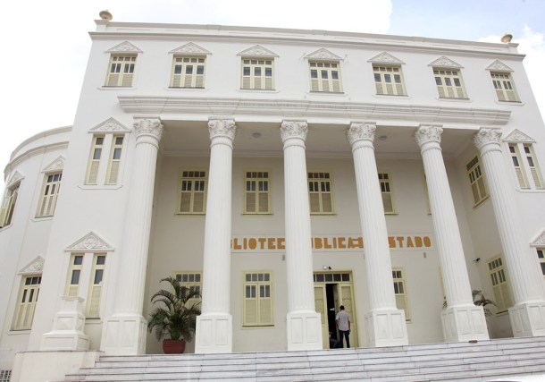 Biblioteca-Publica-Benedito-Leite