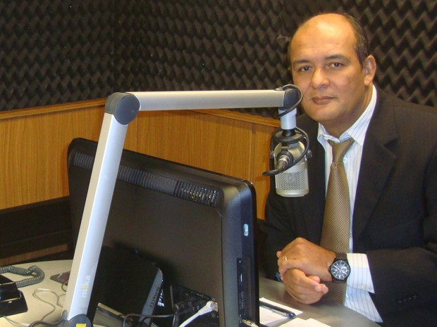 roberto_fernandes_debate_radio