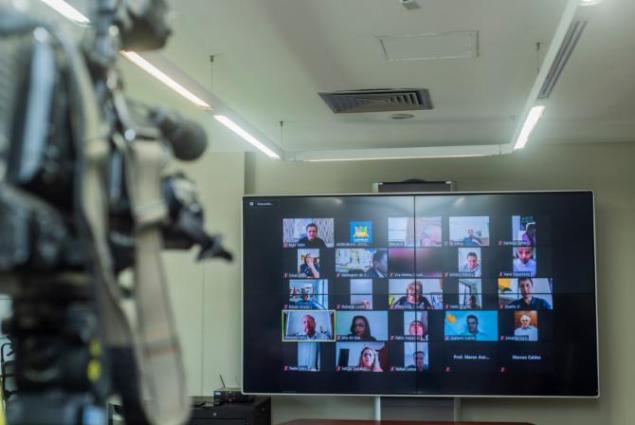 bf62e4c91e9f0a6b62b74b4e6701fc53