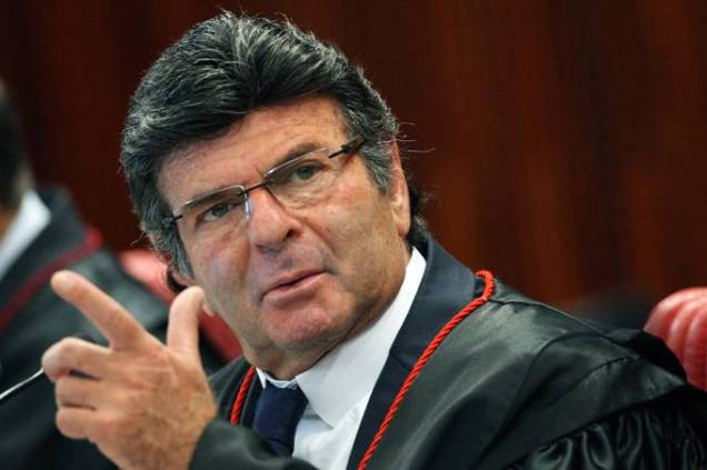 FUX-STF-EXTRA-CLASSE